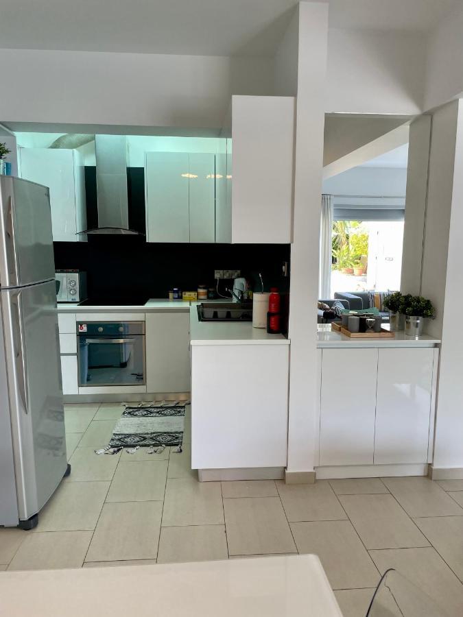 Amazing 2-Bedroom Apartment With Pool!! Limassol Kültér fotó